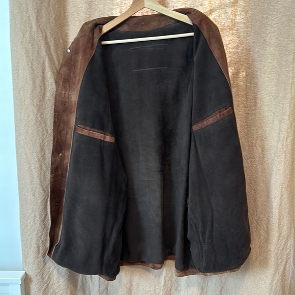 Very Cool Like-New Vintage Brown Leather Suede Jacket from Fur Vault - Picture 8 of 9